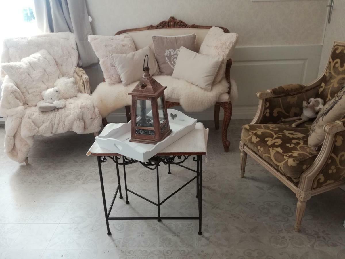 Manoir De La Guignardiere - Charme Et Douceur Chavagne Ngoại thất bức ảnh